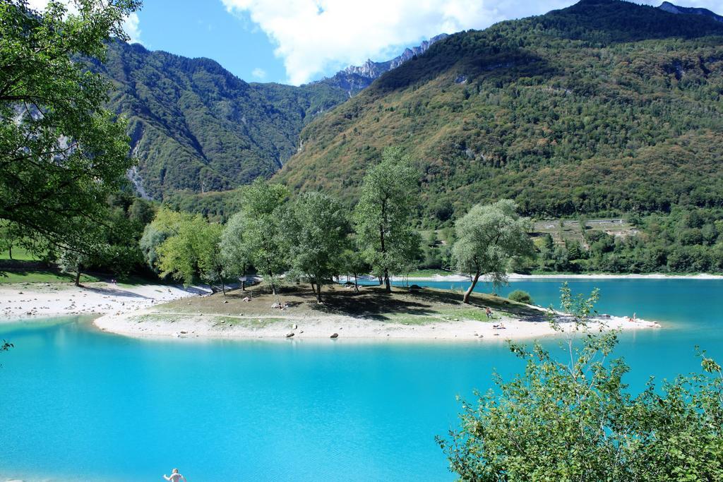 La Piazzetta Di Canale B&B Tenno Eksteriør bilde